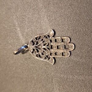 vtg. Hand of Fatima Pendant